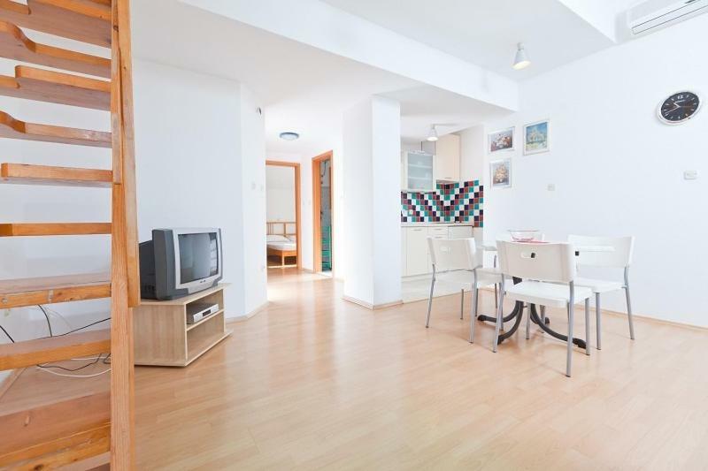 Apartmani "Miso" Podgora Exterior photo